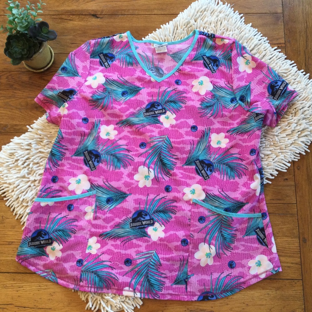 Jurassic World Dominion Srub Top Size XL
